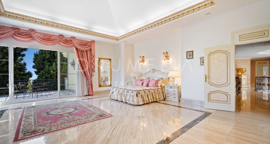 Luxury Mediterranean-style villa with sea views in high-end Sierra Blanca, Marbella Golden Mile