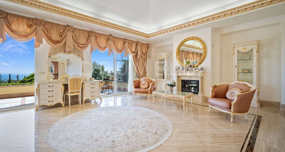Luxury Mediterranean-style villa with sea views in high-end Sierra Blanca, Marbella Golden Mile