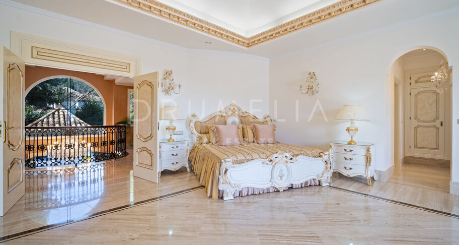Luxury Mediterranean-style villa with sea views in high-end Sierra Blanca, Marbella Golden Mile