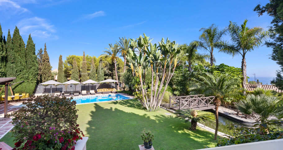 Luxury Mediterranean-style villa with sea views in high-end Sierra Blanca, Marbella Golden Mile