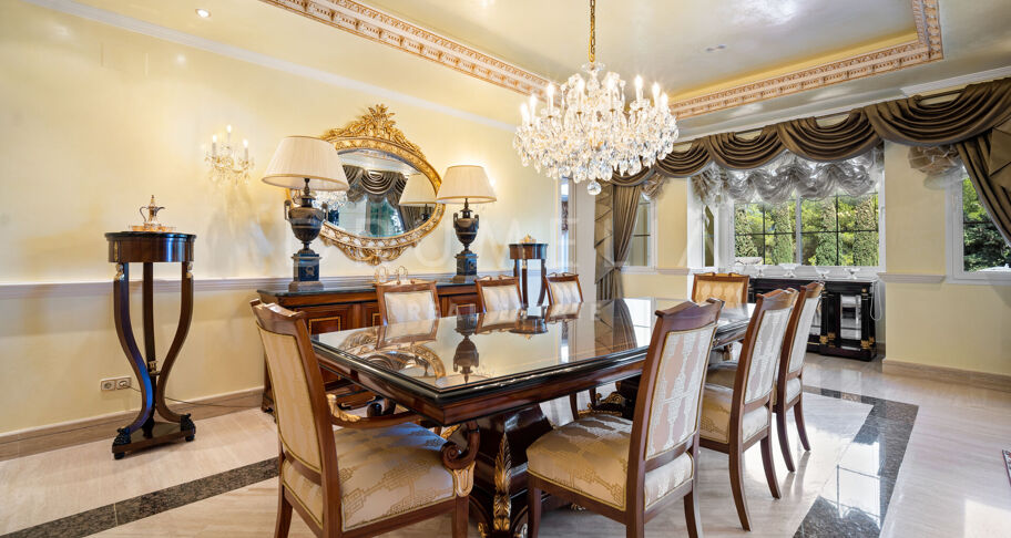 Luxury Mediterranean-style villa with sea views in high-end Sierra Blanca, Marbella Golden Mile