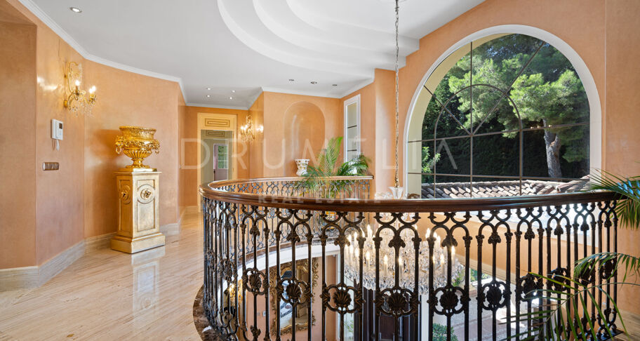 Luxury Mediterranean-style villa with sea views in high-end Sierra Blanca, Marbella Golden Mile