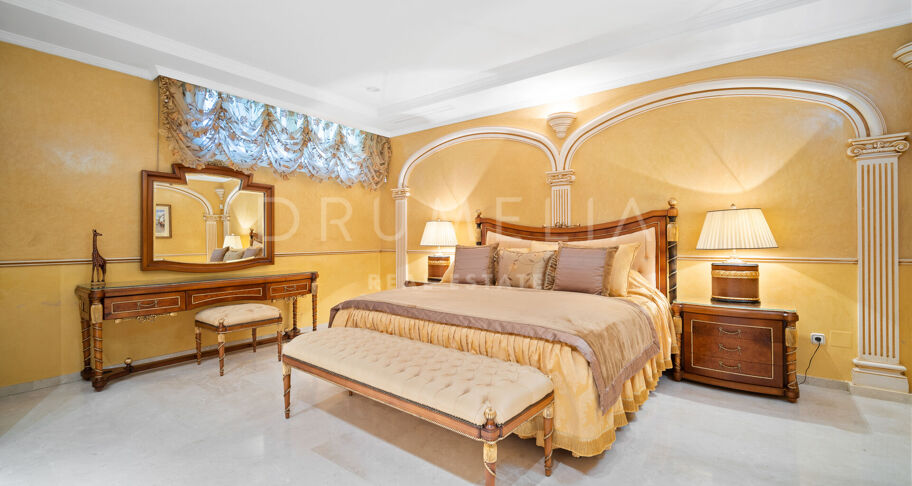 Luxury Mediterranean-style villa with sea views in high-end Sierra Blanca, Marbella Golden Mile