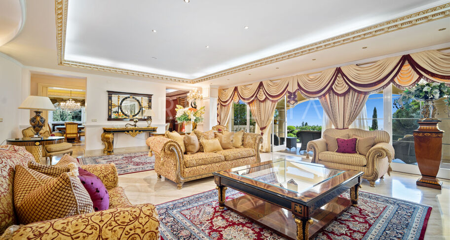 Luxury Mediterranean-style villa with sea views in high-end Sierra Blanca, Marbella Golden Mile