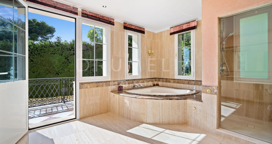 Luxury Mediterranean-style villa with sea views in high-end Sierra Blanca, Marbella Golden Mile