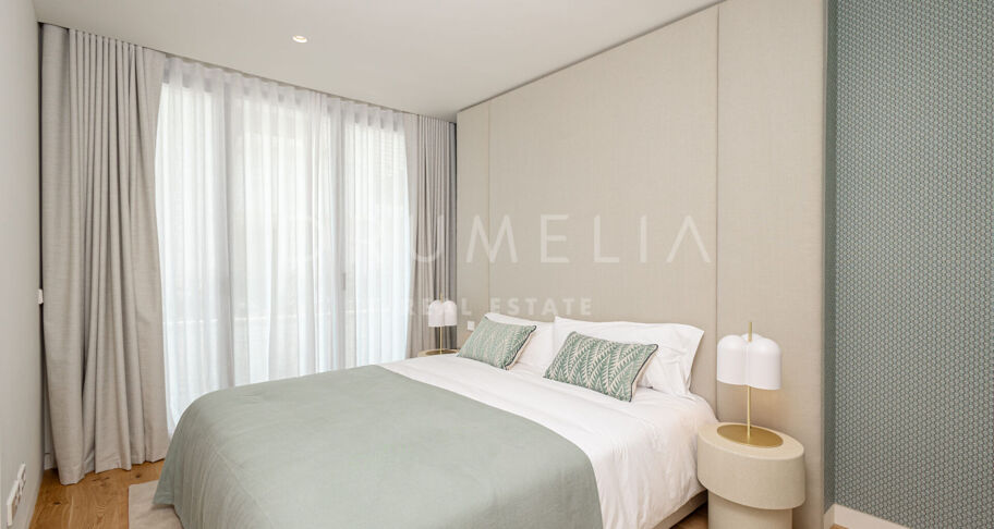 New luxury modern duplex penthouse with private pool and stunning views, Marbella’s Golden Mile