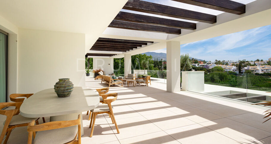 New luxury modern duplex penthouse with private pool and stunning views, Marbella’s Golden Mile