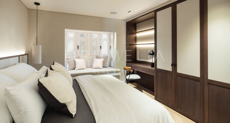 Stilvolle moderne Luxus-Erdgeschosswohnung in Marina de Puente Romano, Marbellas Goldener Meile