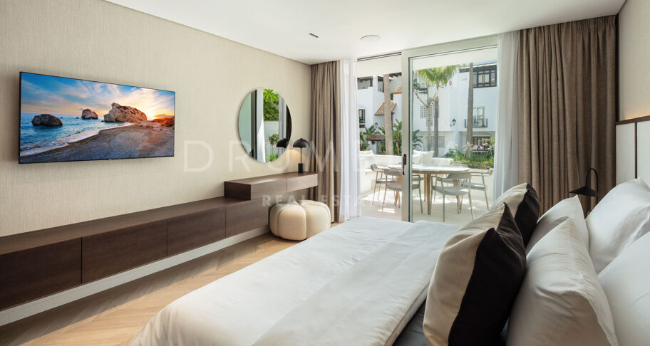 Stilvolle moderne Luxus-Erdgeschosswohnung in Marina de Puente Romano, Marbellas Goldener Meile