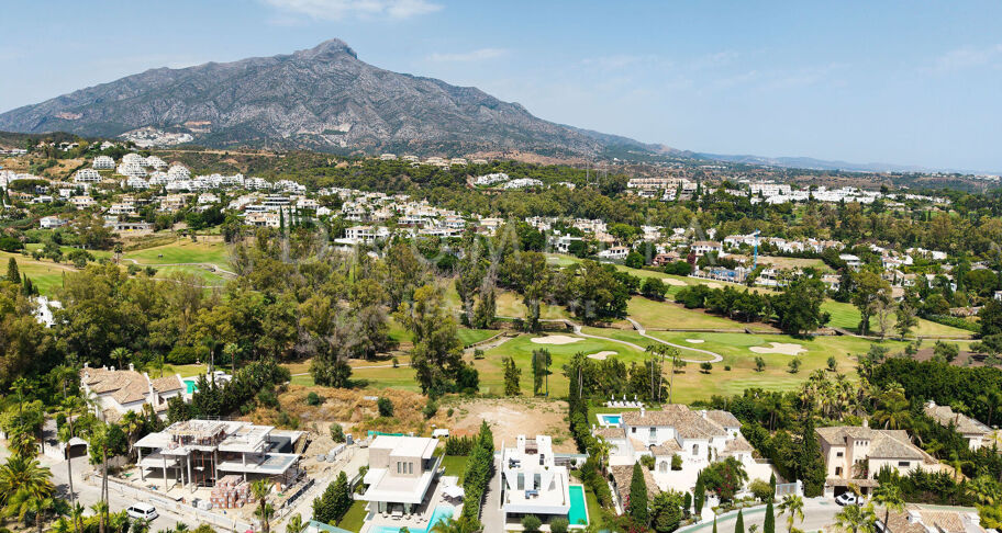 Spektakuläre brandneue moderne Villa in La Cerquilla, Nueva Andalucia, Marbella