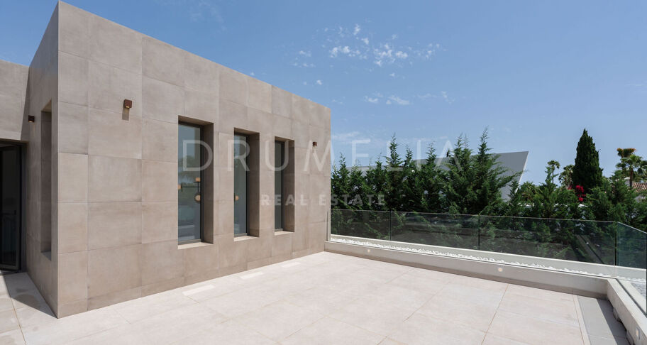 Spektakuläre brandneue moderne Villa in La Cerquilla, Nueva Andalucia, Marbella