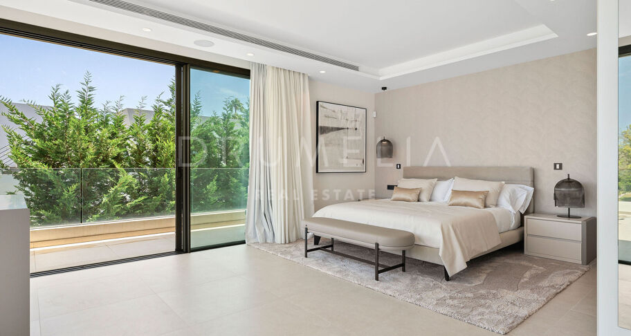 Spektakuläre brandneue moderne Villa in La Cerquilla, Nueva Andalucia, Marbella