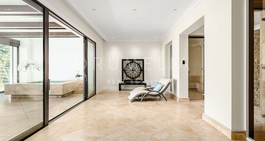 Villa Toccata - New Stylish Luxury Modern Mediterranean Villa, Sierra Blanca, Marbella
