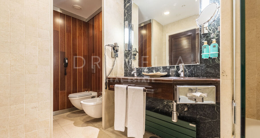 Luxury frontline beach apartment with breath-taking sea views in Guadalpin Banus, Marbella