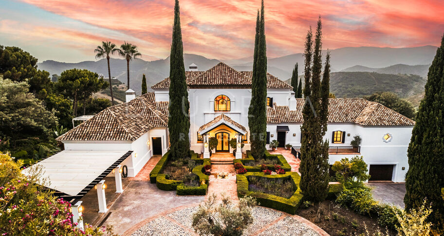 Casa Terregles - Luxe landhuis met Andalusische charme en panoramisch uitzicht in La Zagaleta, Benahavis