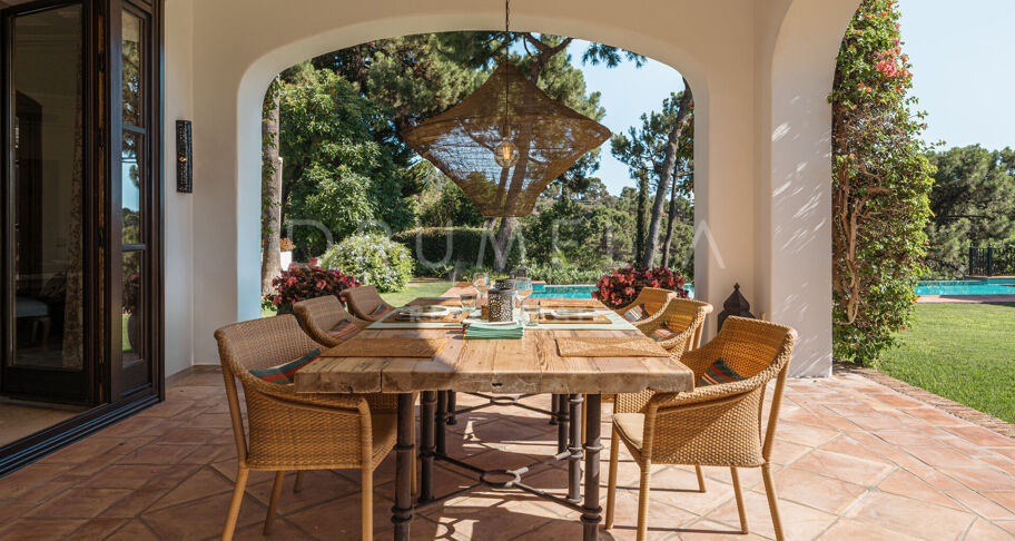Casa Terregles - Luxe landhuis met Andalusische charme en panoramisch uitzicht in La Zagaleta, Benahavis