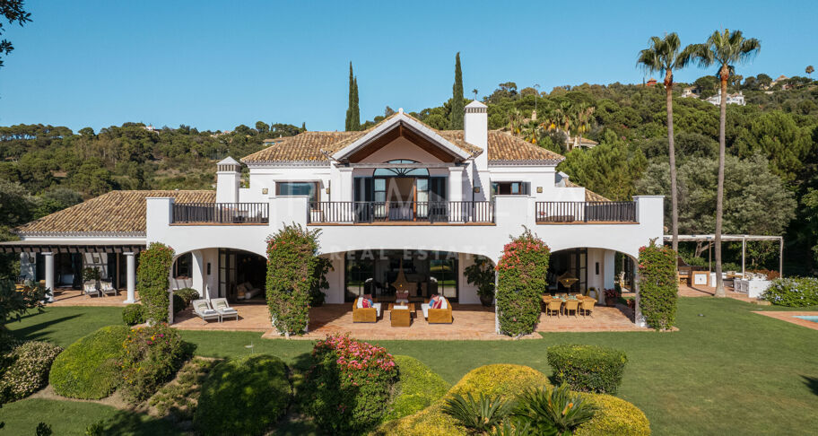 Casa Terregles - Luxe landhuis met Andalusische charme en panoramisch uitzicht in La Zagaleta, Benahavis