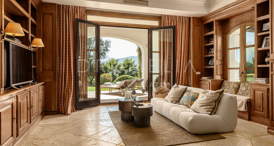 Casa Terregles - Luxe landhuis met Andalusische charme en panoramisch uitzicht in La Zagaleta, Benahavis