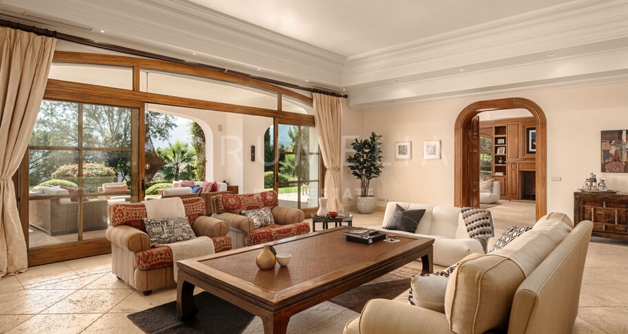 Casa Terregles - Luxe landhuis met Andalusische charme en panoramisch uitzicht in La Zagaleta, Benahavis