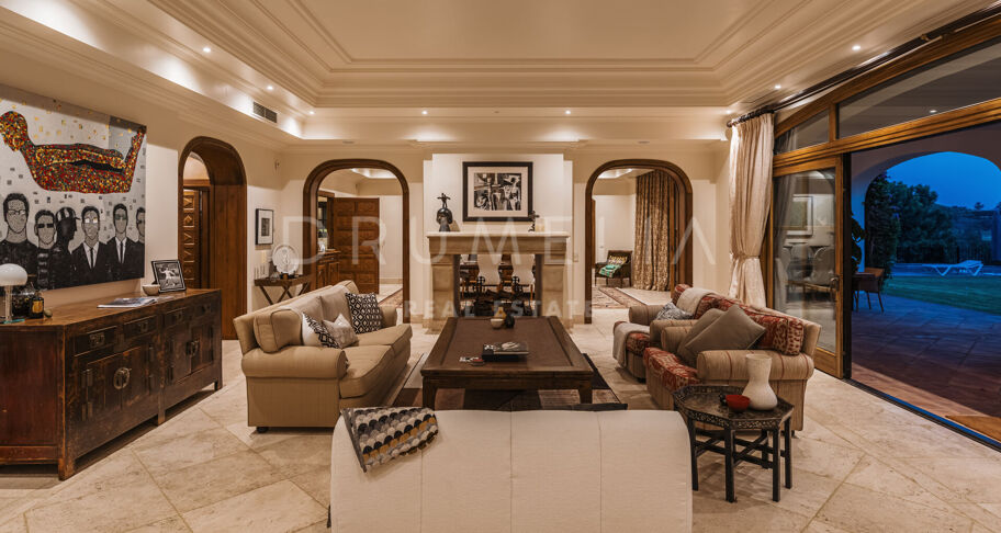 Casa Terregles - Luxe landhuis met Andalusische charme en panoramisch uitzicht in La Zagaleta, Benahavis