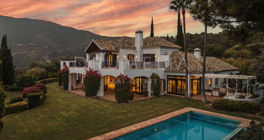 Casa Terregles - Luxe landhuis met Andalusische charme en panoramisch uitzicht in La Zagaleta, Benahavis