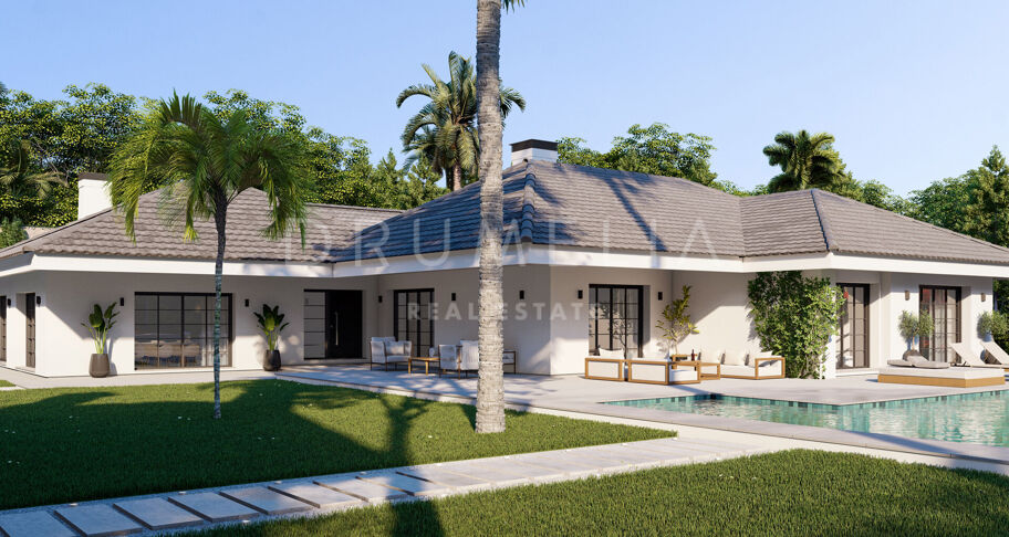 Charmante villa de luxe rénovée avec terrain de tennis et piscine à El Real Panorama, Marbella Est.