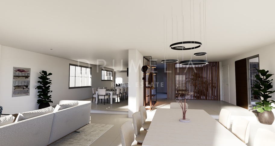 Charmante villa de luxe rénovée avec terrain de tennis et piscine à El Real Panorama, Marbella Est.