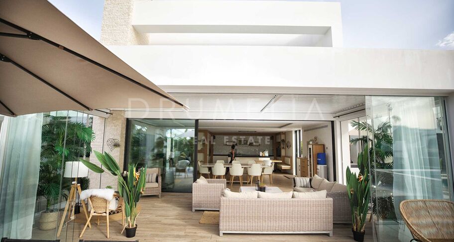 Villa for salg i El Paraiso, Estepona Øst