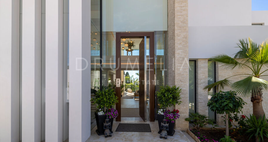 Villa for salg i El Paraiso, Estepona Øst
