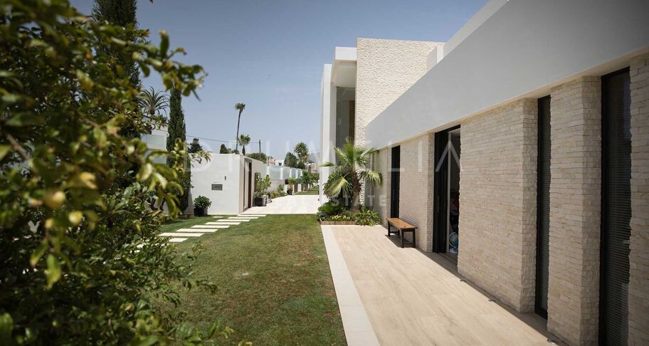 Villa for salg i El Paraiso, Estepona Øst
