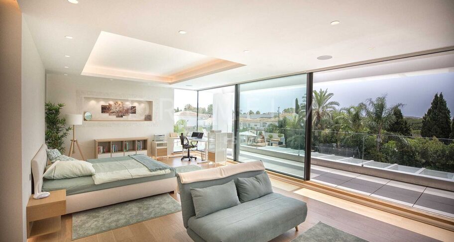 Villa for salg i El Paraiso, Estepona Øst