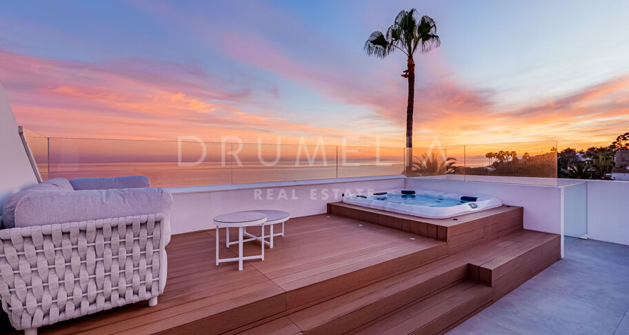 Spektakuläre Villa mit Meerblick und direktem Zugang zum Strand an der neuen Goldenen Meile - Estepona