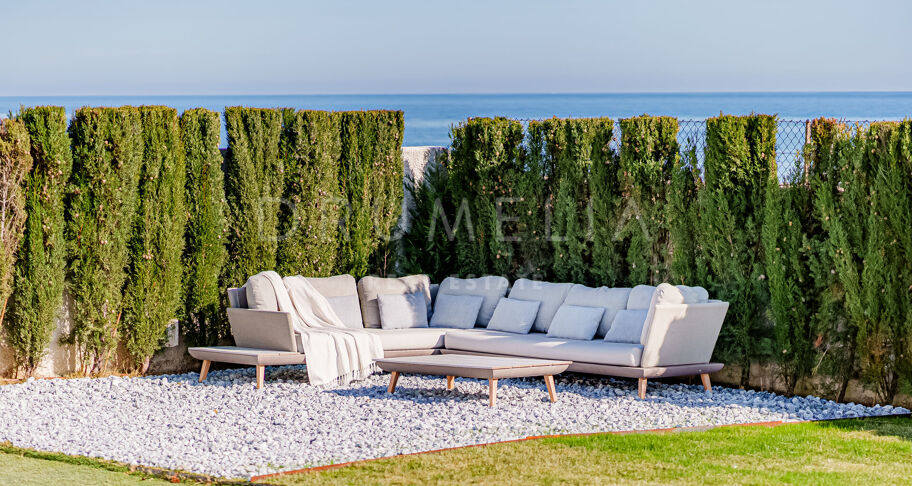 Spektakuläre Villa mit Meerblick und direktem Zugang zum Strand an der neuen Goldenen Meile - Estepona