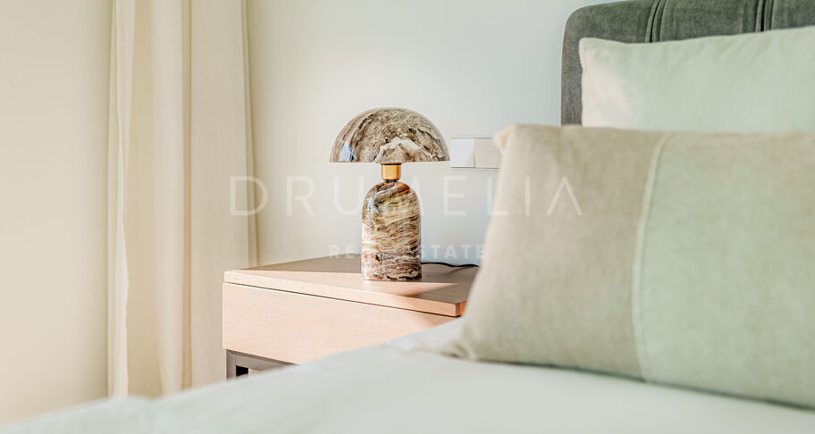 Spektakuläre Villa mit Meerblick und direktem Zugang zum Strand an der neuen Goldenen Meile - Estepona