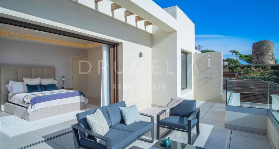 Luksusliv ved stranden: Villa med 4 soverom og panoramautsikt over sjøen med direkte tilgang til stranden - Velaya, Estepona