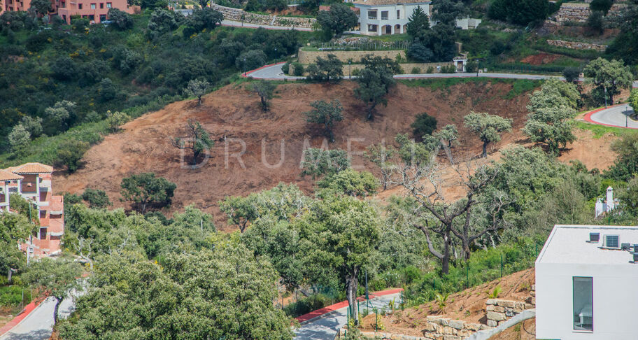 Prime Devlopment Land for Sale in La Mairena, Marbella East