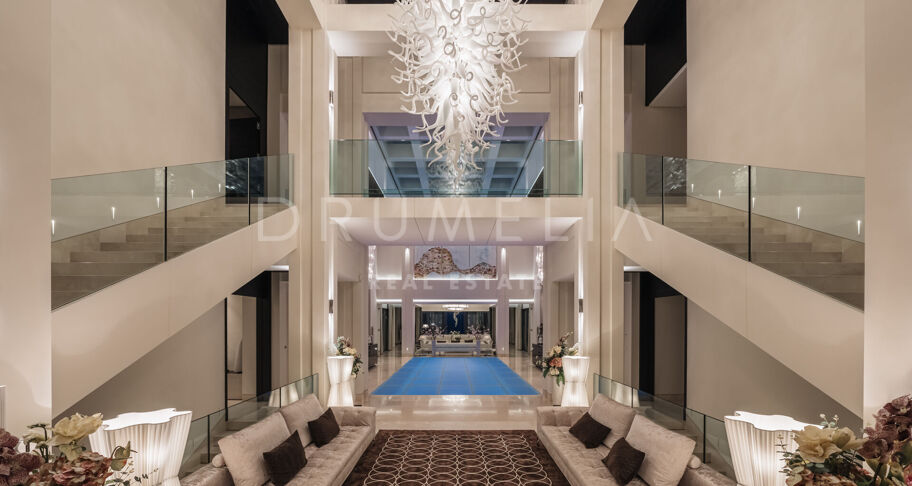 CASA VALENTINO – Einzigartige Luxusvilla mit Panoramablick in La Zagaleta, Benahavís