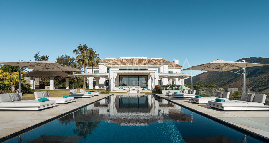 CASA VALENTINO – Einzigartige Luxusvilla mit Panoramablick in La Zagaleta, Benahavís