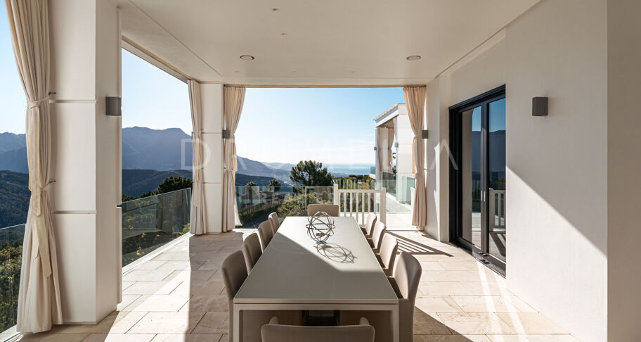 CASA VALENTINO – Einzigartige Luxusvilla mit Panoramablick in La Zagaleta, Benahavís