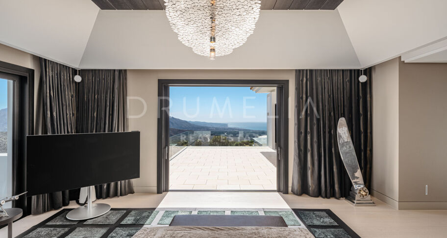 CASA VALENTINO – Einzigartige Luxusvilla mit Panoramablick in La Zagaleta, Benahavís