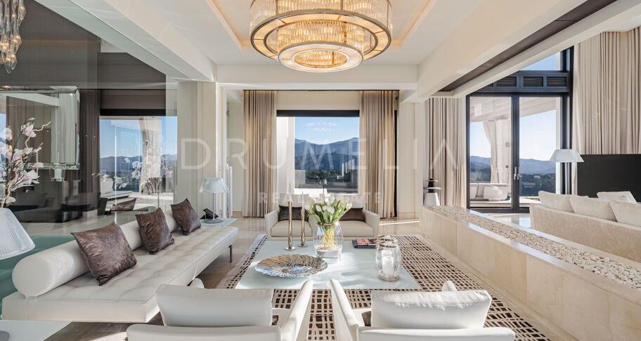 CASA VALENTINO – Einzigartige Luxusvilla mit Panoramablick in La Zagaleta, Benahavís