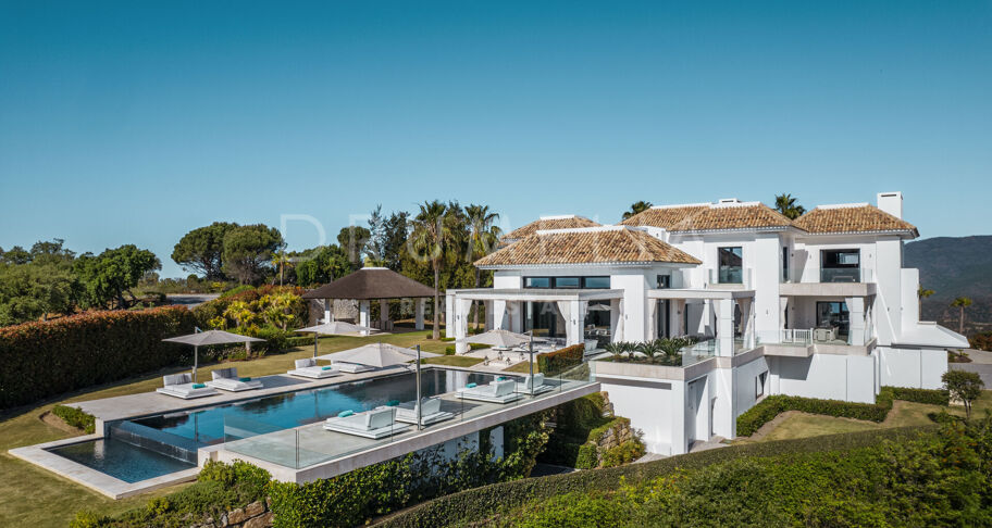 CASA VALENTINO – Einzigartige Luxusvilla mit Panoramablick in La Zagaleta, Benahavís