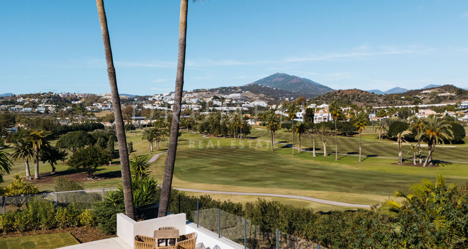 Renovated front-line golf, stunning modern luxury villa in Los Naranjos Golf, Nueva Andalucia