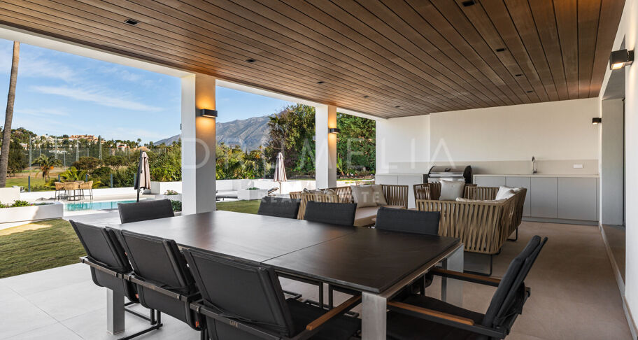 Renovated front-line golf, stunning modern luxury villa in Los Naranjos Golf, Nueva Andalucia