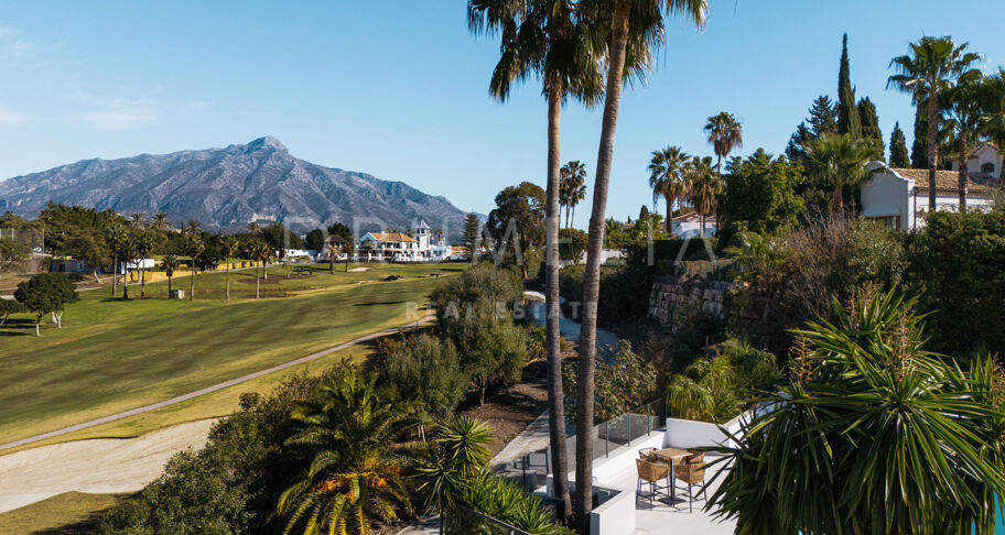 Renovated front-line golf, stunning modern luxury villa in Los Naranjos Golf, Nueva Andalucia