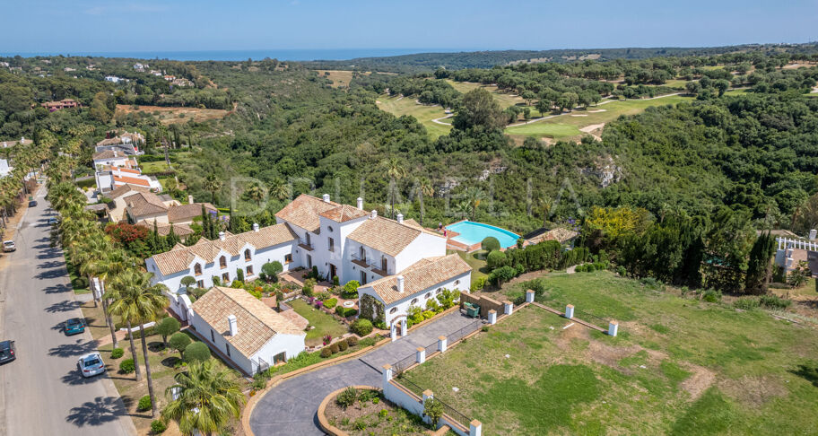 Luxury Mediterranean villa with breath-taking panoramic views and southern charm in San Roque