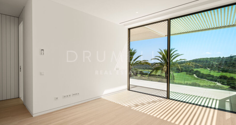 New innovative frontline golf Avant-garde luxury villa with superb views in Finca Cortesin, Casares.