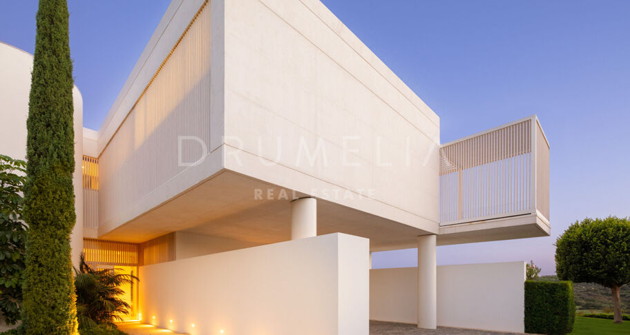 New innovative frontline golf Avant-garde luxury villa with superb views in Finca Cortesin, Casares.