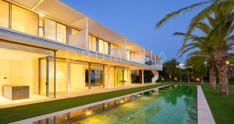New innovative frontline golf Avant-garde luxury villa with superb views in Finca Cortesin, Casares.