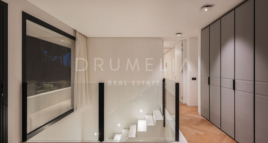 The Golden One- Luxury Modern Eco-Friendly Villa in The Golden 7 Urbanization- Golden Mile, Marbella